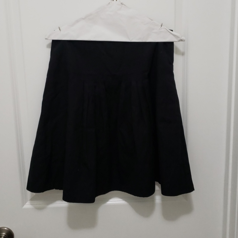 BCBG Skirt with pockets